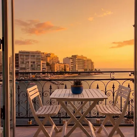公寓 Morina Court Seafront At Spinola Bay