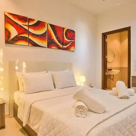 Morina Court Seafront At Spinola Bay * Saint Julian's